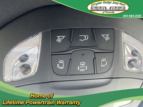 New 2026 Chrysler Pacifica Select image 37