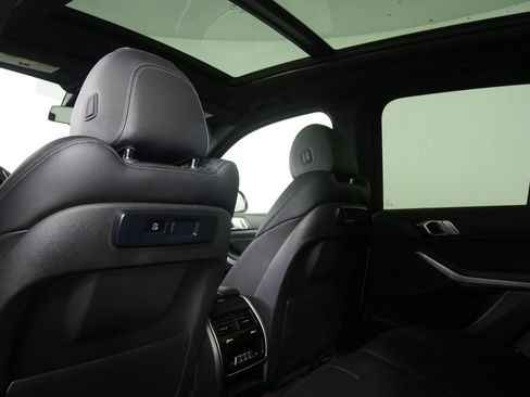 Used 2023 BMW X5 sDrive40i RWD image 16