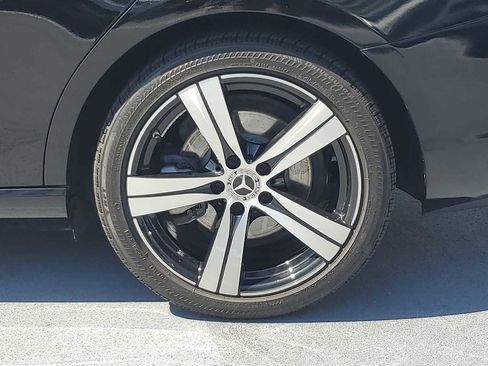 Used 2024 Mercedes-Benz C 300 Sedan image 13