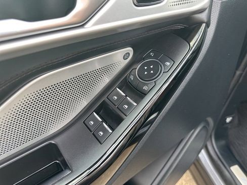 Used 2021 Ford Explorer Platinum w/ Equipment Group 601A image 24