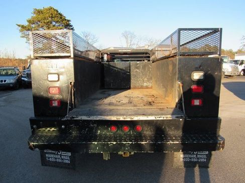 Used 2015 GMC Sierra 3500 SLE w/ SLE Preferred Package image 28