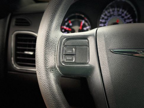 Used 2012 Chrysler 200 LX FWD image 15