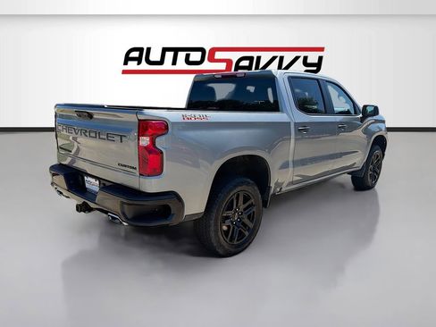 Used 2025 Chevrolet Silverado 1500 Custom Trail Boss w/ LPO, Dark Essentials Package image 7