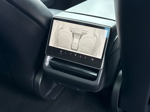 Used 2024 Tesla Model 3 Standard Range RWD image 17