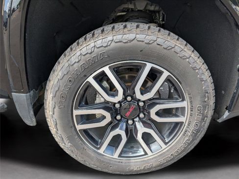 Used 2021 GMC Sierra 1500 AT4 w/ AT4 Premium Package AWD/4WD image 44