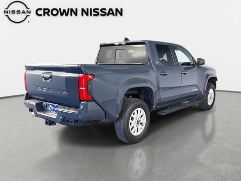 Used 2024 Toyota Tacoma SR5 w/ SR5 Upgrade Package image 6