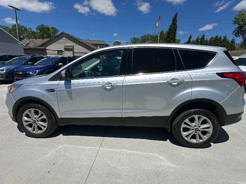 Used 2019 Ford Escape SE AWD/4WD image 8