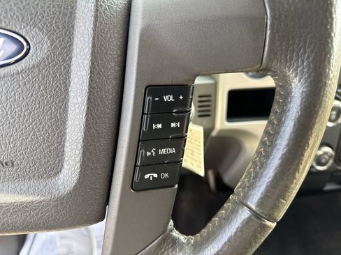 Used 2013 Ford F150 XLT w/ Mid Equipment Group AWD/4WD image 17