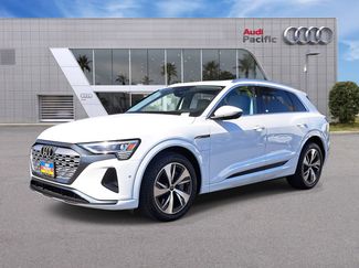 Used 2024 Audi Q8 e-tron Premium Plus w/ Premium Plus Package video 1