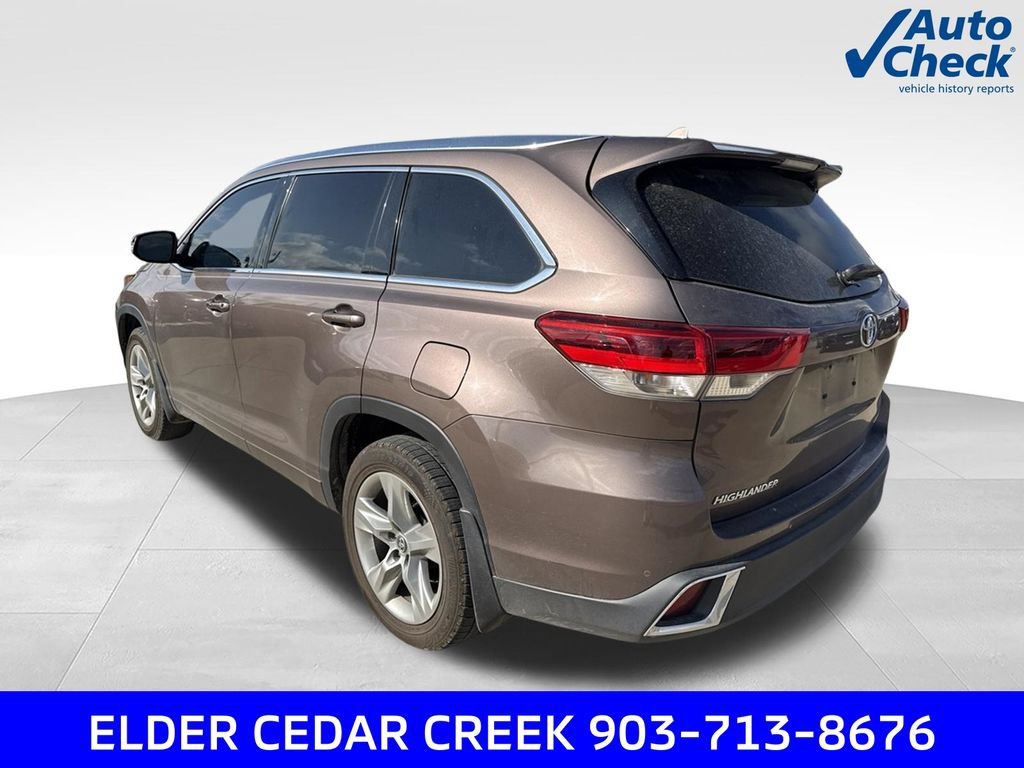 Used 2017 Toyota Highlander Limited FWD image 6