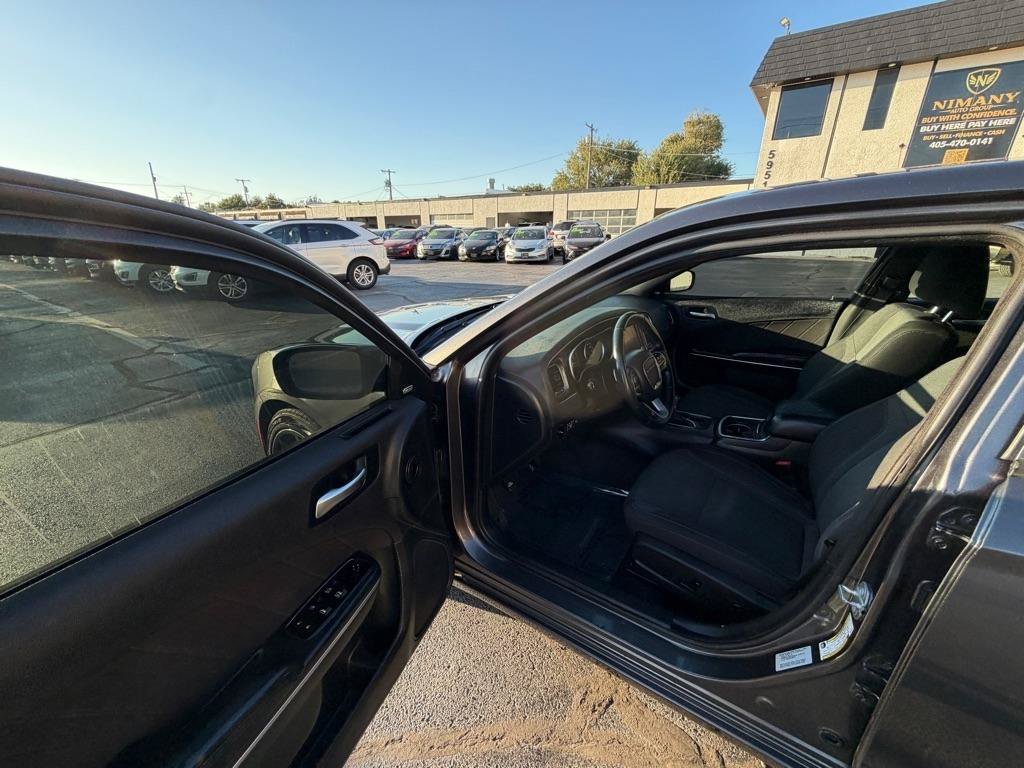 Used 2015 Dodge Charger R/T w/ Driver Confidence Group RWD image 24
