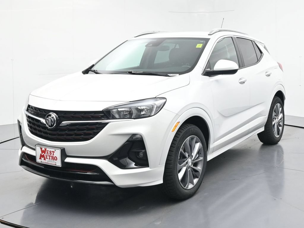Used 2022 Buick Encore GX Select w/ Sport Touring Package AWD/4WD image 3