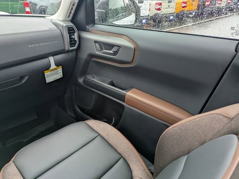 New 2026 Ford Bronco Sport Outer Banks image 17