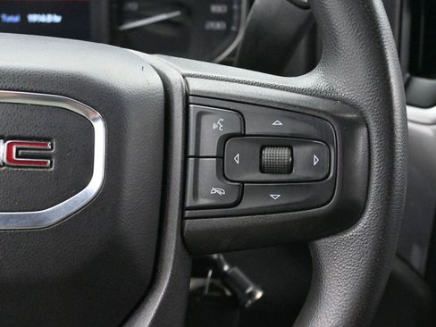 Used 2021 GMC Sierra 1500 4x4 Crew Cab w/ Sierra Value Package image 19