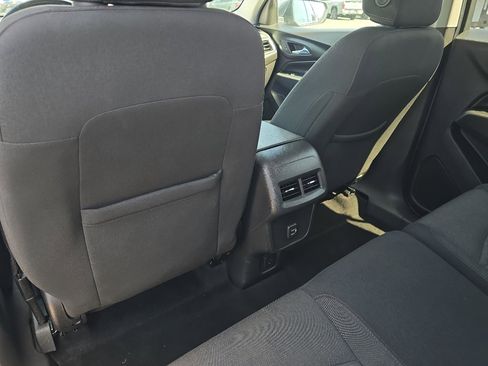 Used 2019 Chevrolet Equinox LT w/ Sun & Navigation Package FWD image 20