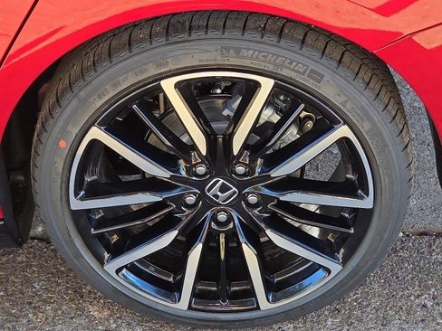 New 2025 Honda Accord Touring image 7