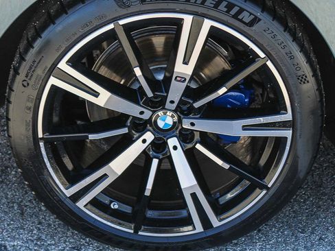 Used 2024 BMW 540i xDrive w/ Premium Package image 11