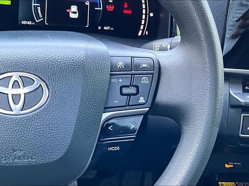 Used 2025 Toyota Camry LE w/ Convenience Package FWD image 25