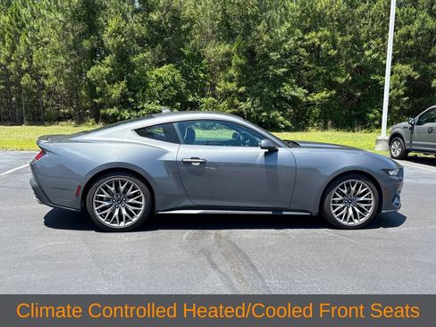 Used 2024 Ford Mustang Premium RWD image 6