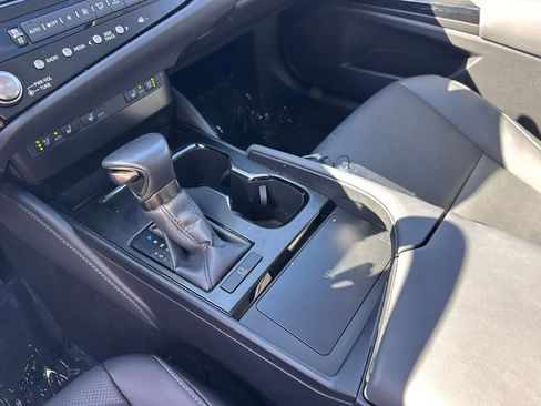 Used 2023 Lexus ES 250 w/ Premium Package image 34