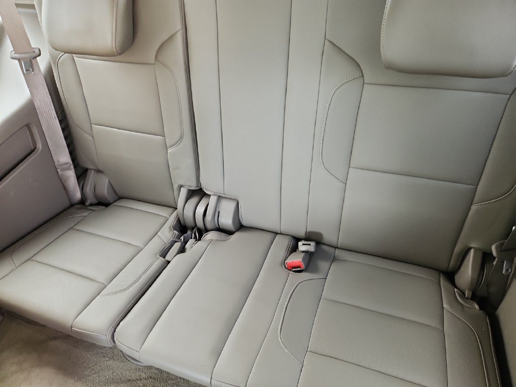 Used 2015 GMC Yukon SLT w/ Open Road Package AWD/4WD image 11