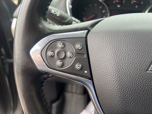Used 2020 Chevrolet Traverse RS w/ LPO, Floor Liner Package FWD image 21