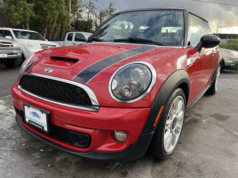 Used 2013 MINI Cooper S FWD image 1