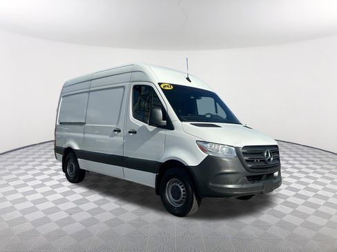 Used 2020 Mercedes-Benz Sprinter 2500 w/ Driver Convenience Package image 4