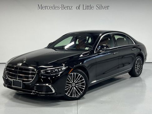 Used 2025 Mercedes-Benz S 580 4MATIC Sedan image 1