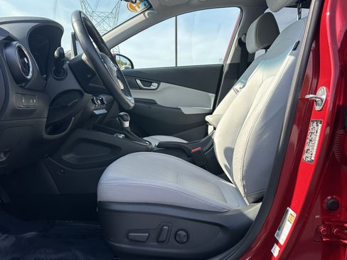Used 2023 Hyundai Kona SEL w/ Convenience Package FWD image 9