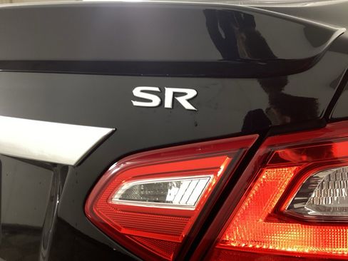 Used 2016 Nissan Altima 2.5 SR w/ LED Appearance Package image 32