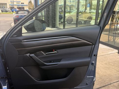 Used 2025 MAZDA CX-50 AWD 2.5 S w/ Premium Plus Pkg image 17