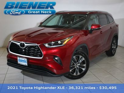 Used 2021 Toyota Highlander XLE