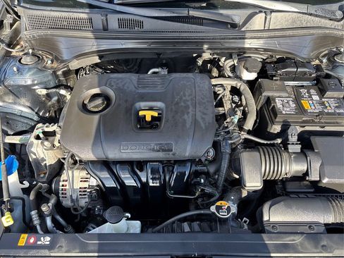 Certified 2022 Kia Forte GT-Line image 13