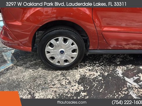 Used 2021 Ford Transit Connect XLT FWD image 15