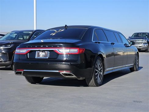 Used 2019 Lincoln Continental Select image 7