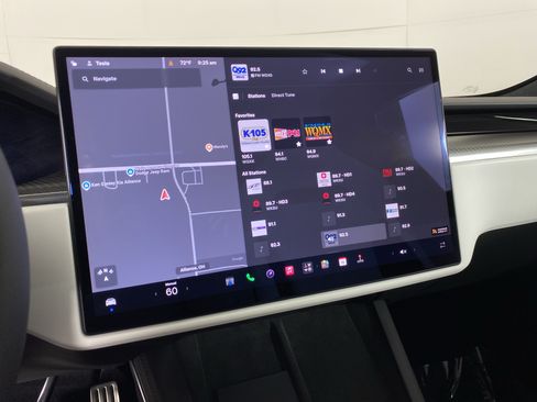 Used 2025 Tesla Model S Plaid AWD/4WD image 32