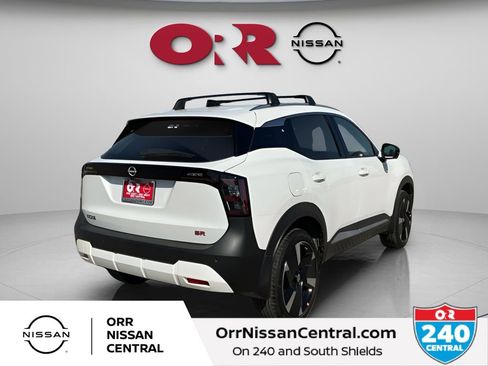 New 2026 Nissan Kicks SR w/ SR Premium Package FWD image 5