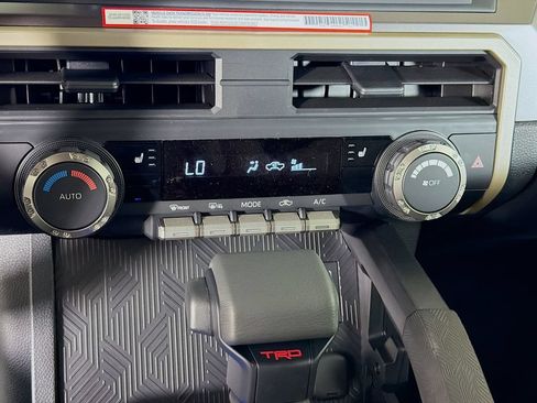 New 2026 Toyota Tacoma TRD Off-Road AWD/4WD image 15
