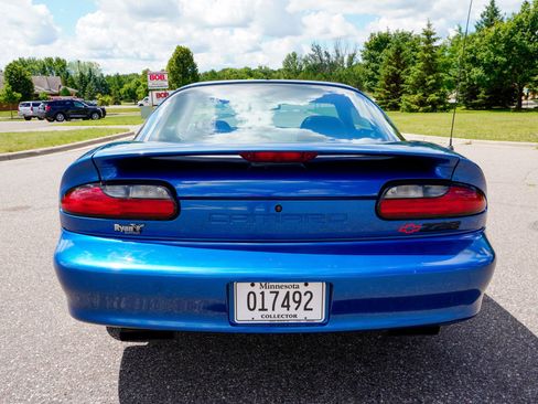 Used 1996 Chevrolet Camaro Z28 RWD image 4