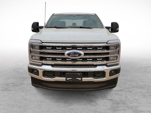 New 2026 Ford F250 XLT w/ XLT Premium Package image 3