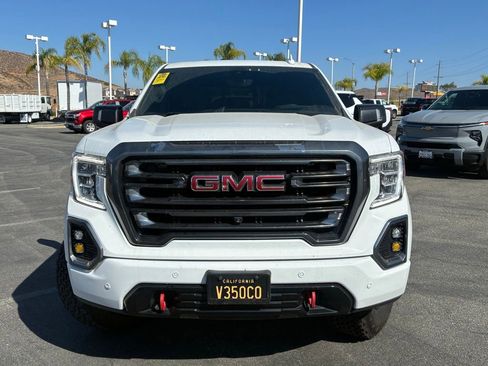 Used 2021 GMC Sierra 1500 AT4 w/ AT4 Value Package AWD/4WD image 3