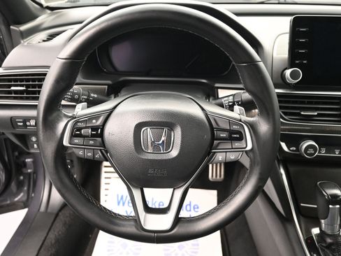 Used 2019 Honda Accord Sport image 10