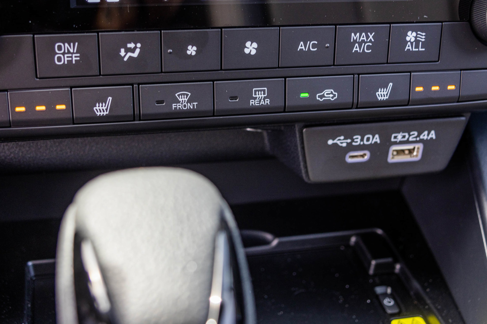 New 2026 Subaru Outback Limited AWD/4WD image 10
