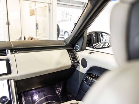 Used 2019 Land Rover Range Rover Sport HSE Dynamic image 40