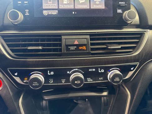 Used 2018 Honda Accord EX-L image 24