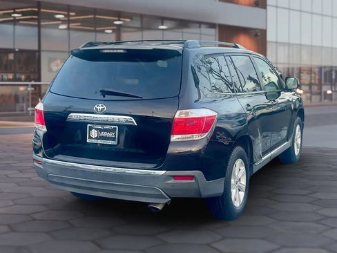 Used 2012 Toyota Highlander SE image 3