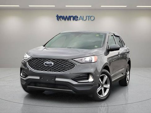 Used 2023 Ford Edge SEL w/ Convenience Package AWD/4WD image 10