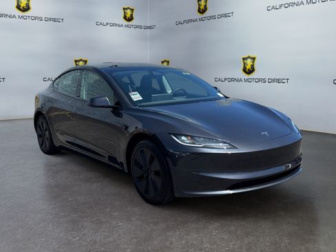 Used 2024 Tesla Model 3 Standard Range RWD image 7
