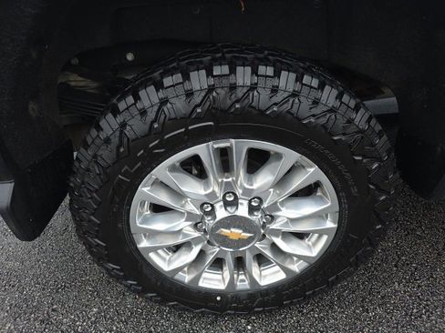 Used 2021 Chevrolet Silverado 3500 High Country w/ Z71 Off-Road Package image 8